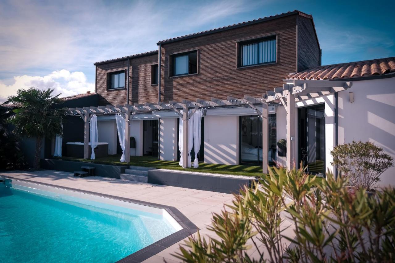 Suites By Aix Keys Avec Jacuzzi Privatif 5 Min Des Plages Fouras Saint-Laurent-de-la-Pree Luaran gambar