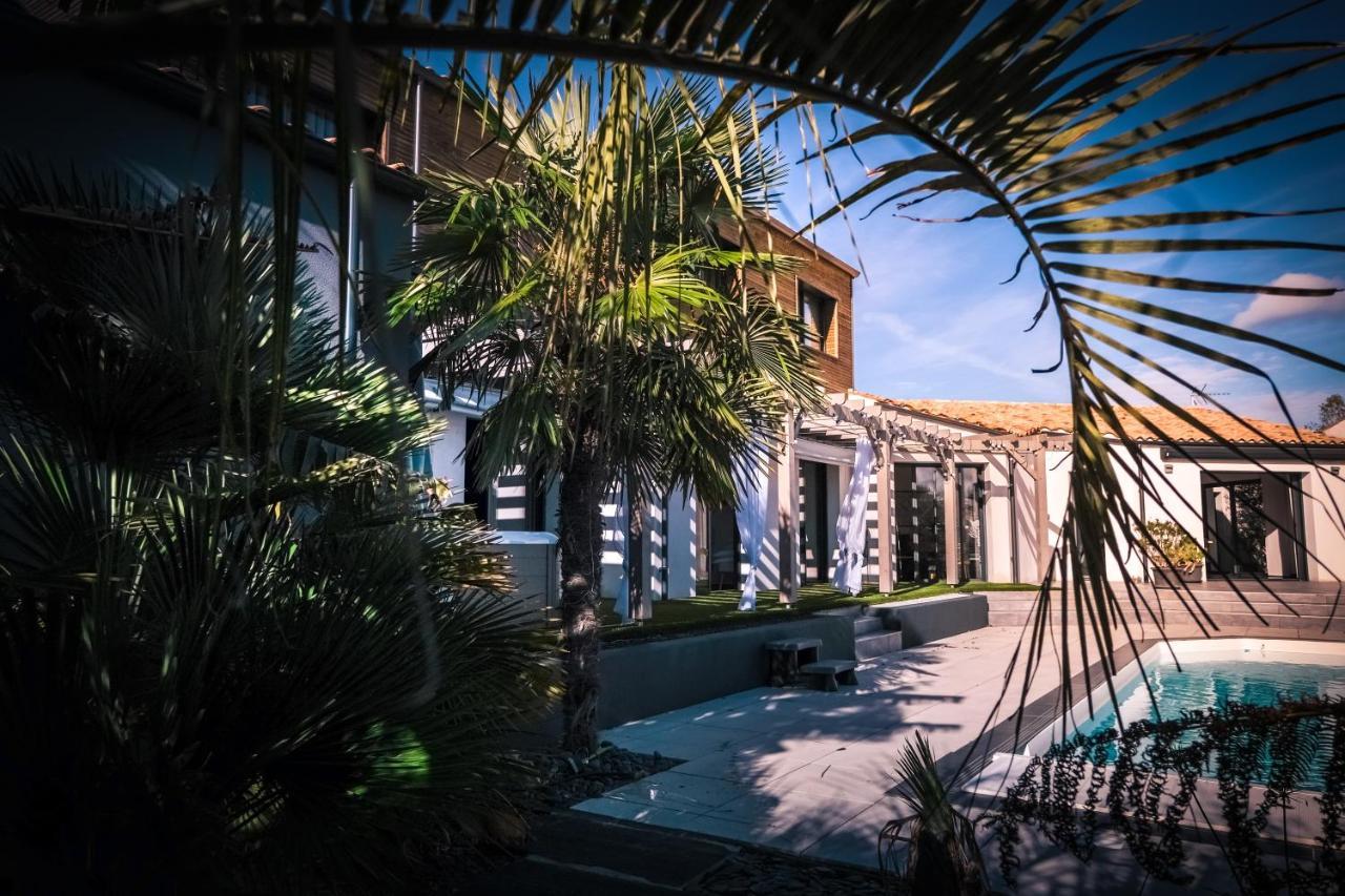 Suites By Aix Keys Avec Jacuzzi Privatif 5 Min Des Plages Fouras Saint-Laurent-de-la-Pree Luaran gambar